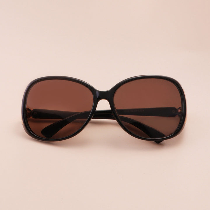 Ladies Luxurious Oversize Sunglasses with Stylish Decor Stornfield