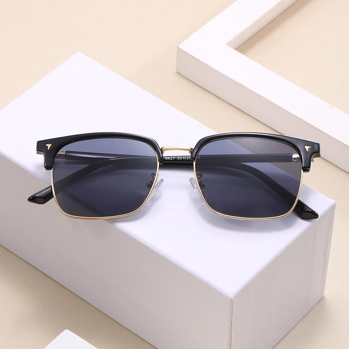 Ladies elegant square glasses with lightweight metal frame Stornfield