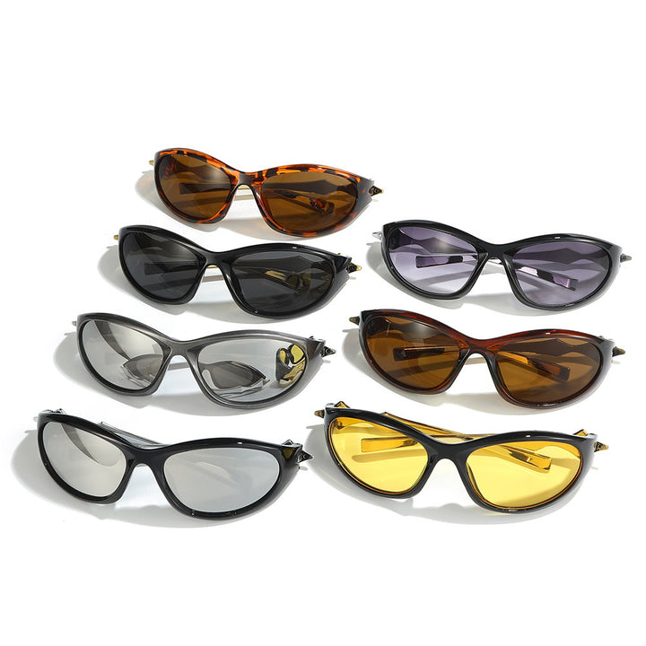 Fashion-Forward Vintage-Inspired Cat-Eye Sunglasses Stornfield