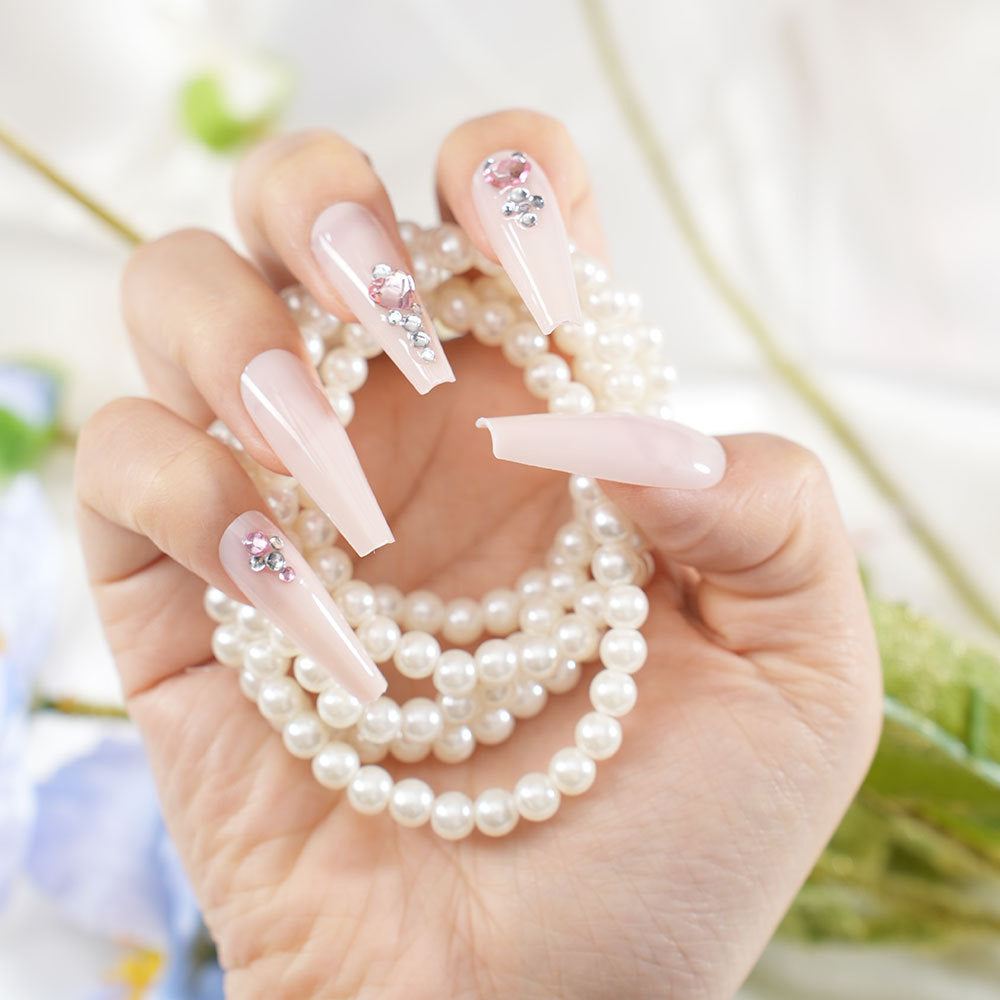 Decorative Stiletto Press-On Nails Stornfield
