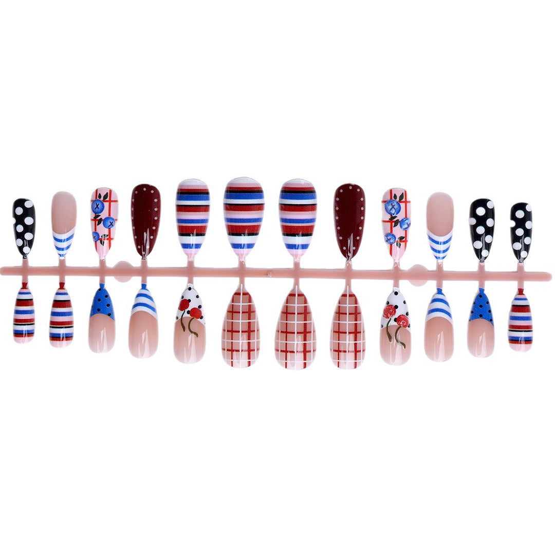 Artful Fingernails In An Unusual Design Stornfield
