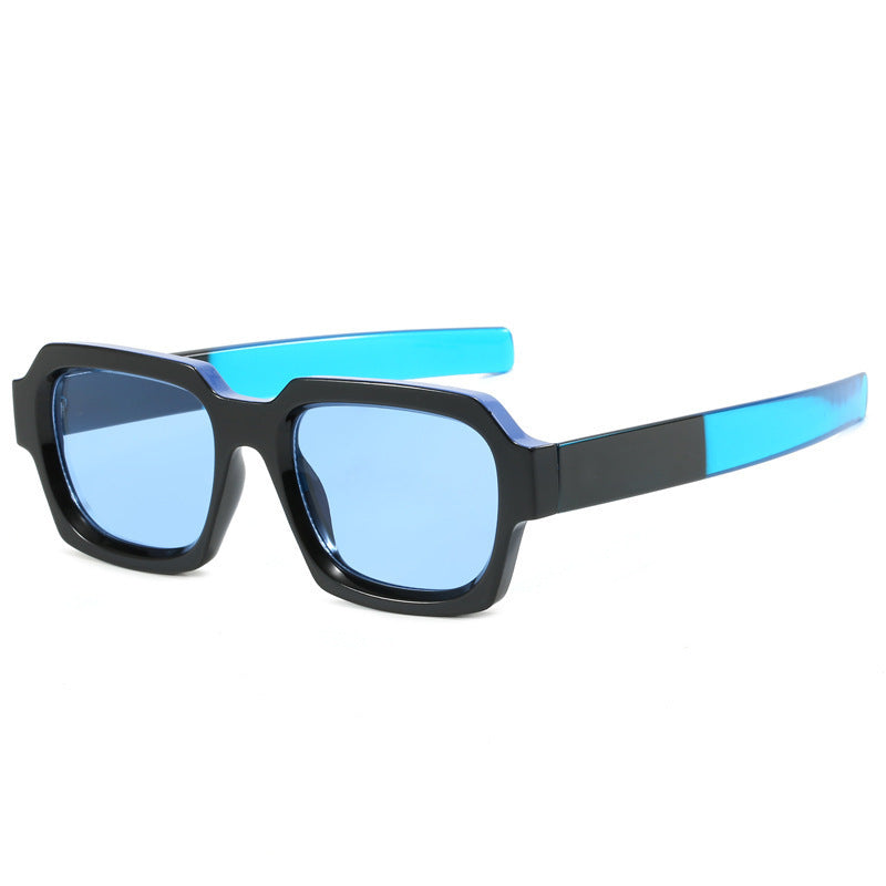 Women's sunglasses with eye-catching rectangular frame and UV protection Stornfield