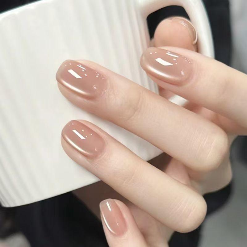 High-quality artificial nails with natural finish Stornfield