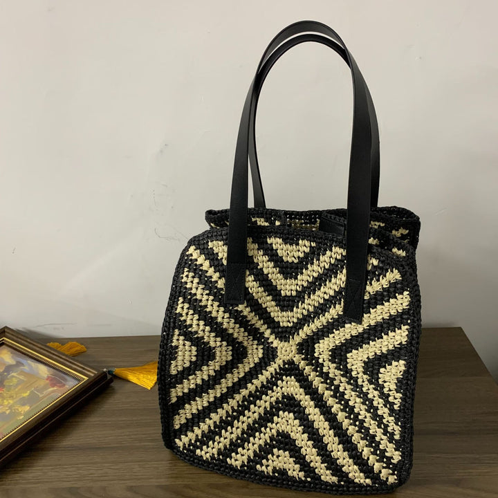 Designer basket bag with graphic pattern Stornfield