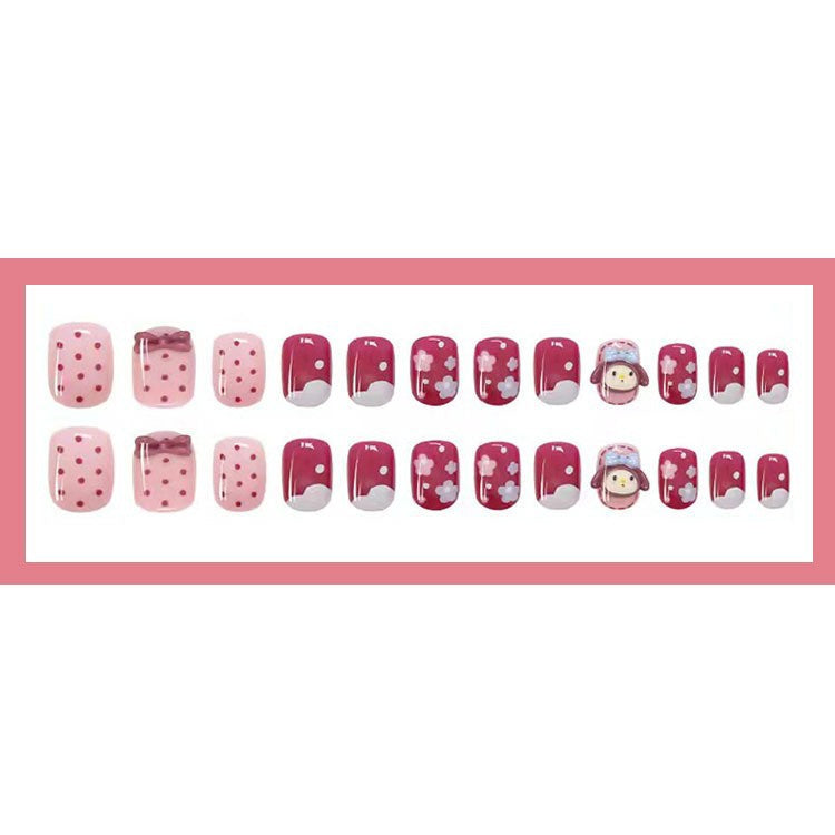 Playful artificial nails with 3D motif Stornfield
