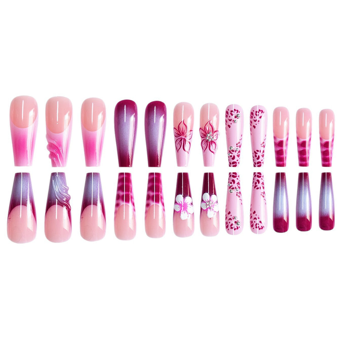 Floral 3D Decorative Press-On Nail Extensions Stornfield