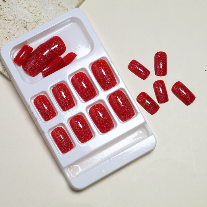 Sparkling Glam Press-On Nail Set Stornfield