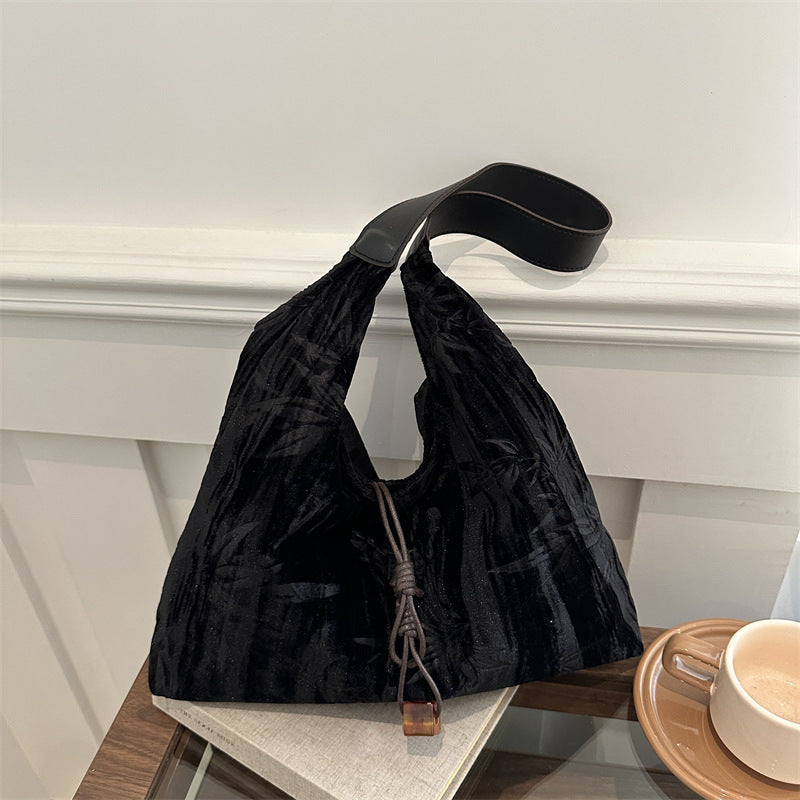 Versatile Velvet Shoulder Bag Stornfield