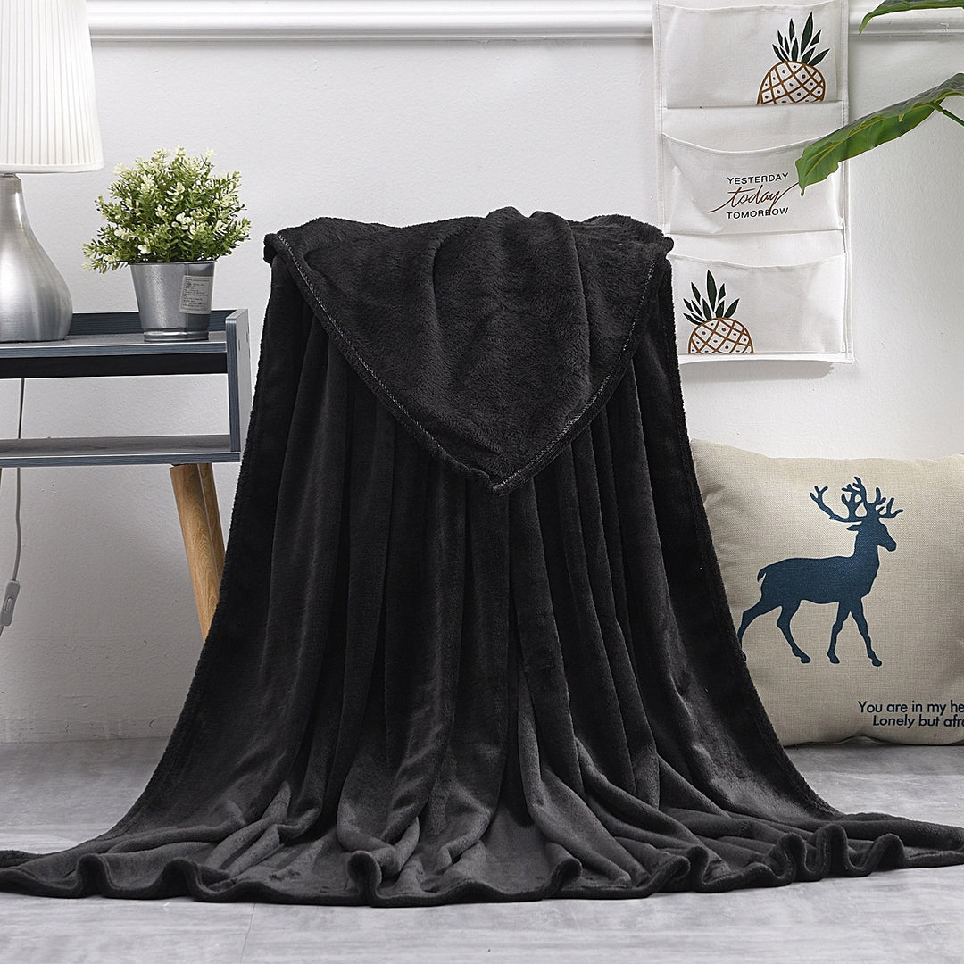 Plush Oversized Hooded Fleece Blanket
