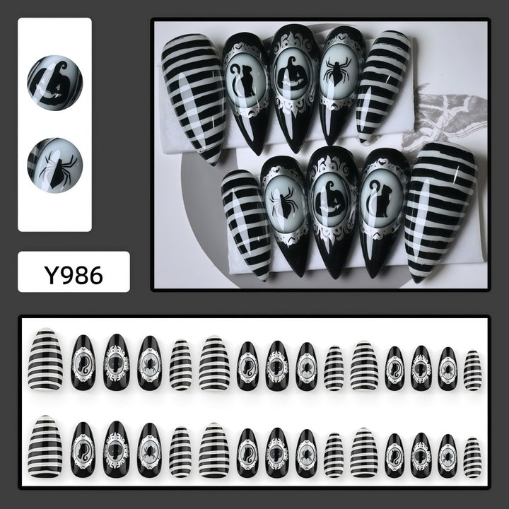 Artificial Nails in Creative Halloween Design Stornfield