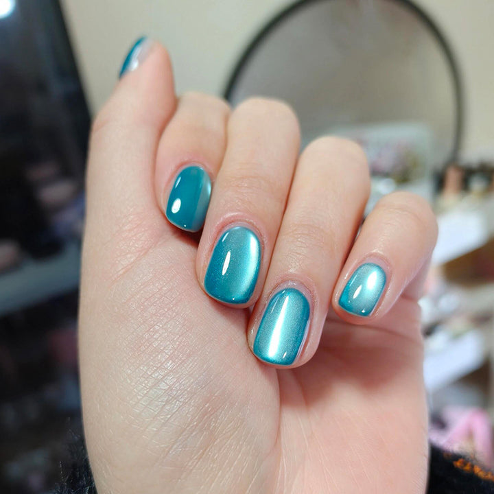 Premium Gel Finish Press-On Nail Set Stornfield