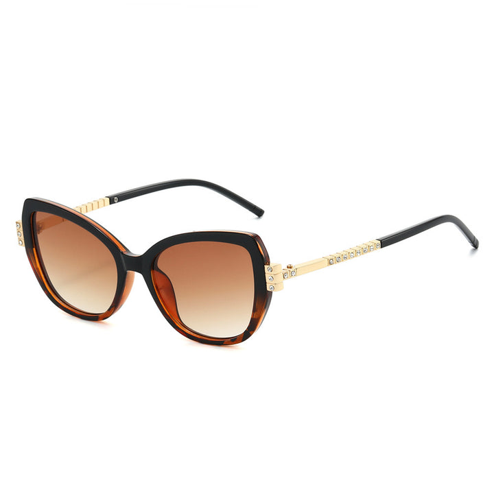 Oversized Luxury Cat-Eye Sunglasses Stornfield