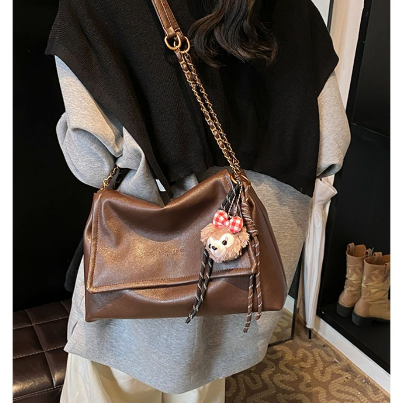 Modern Chain-Strap Handbag Stornfield