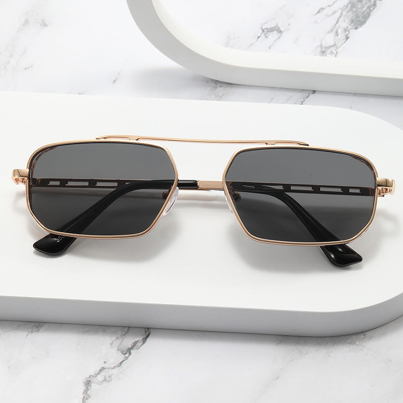Women's fashionable sunglasses in modern hexagon design Stornfield