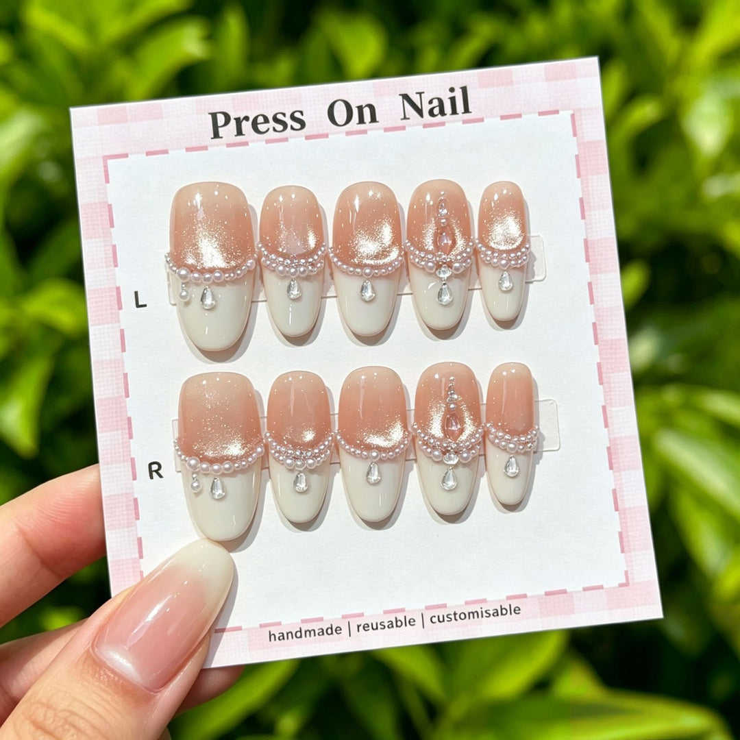 Elegant Reusable Press-On Nail Art Set with Floral Accents