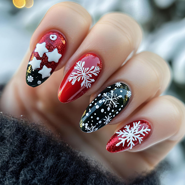 Artificial nails with festive snowflake and star motif Stornfield