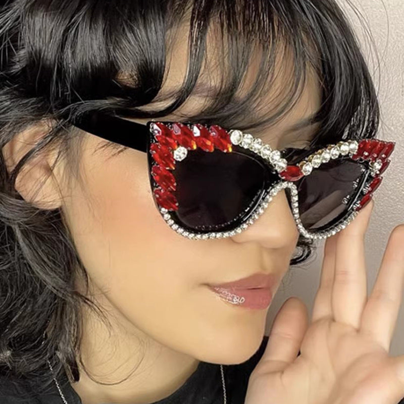 Ladies Glamorous Cat-Eye Sunglasses with Extravagant Crystal Decoration Stornfield