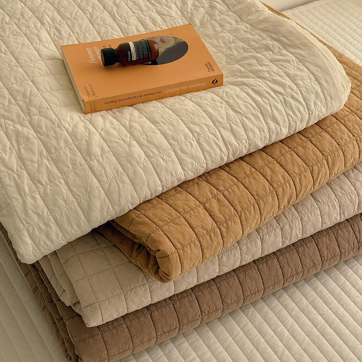 Quilted Velvet Cotton Bedspread Set with Diamond Stitch Pillow Shams