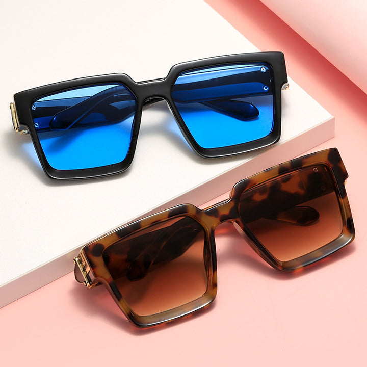 Women's square designer sunglasses with striking frame Stornfield