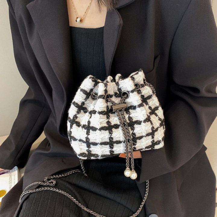 Woven Bucket Handbag