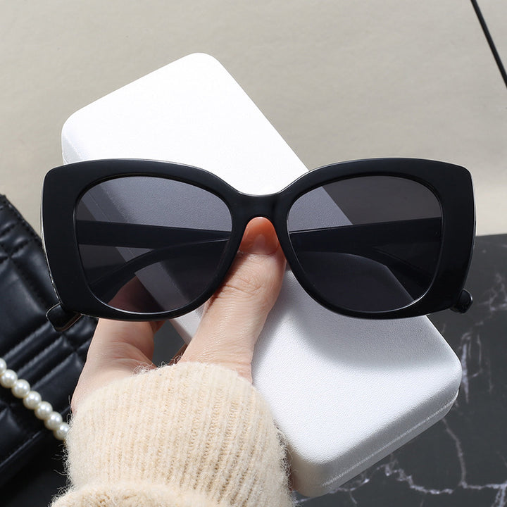 Women's oversized sunglasses with elegant design Stornfield