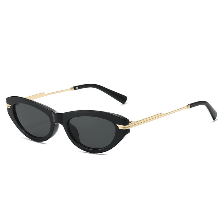 Chic Cat-Eye Sunglasses with Decorative Metal Accents Stornfield