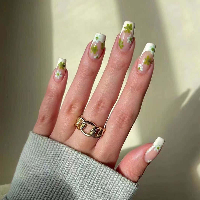 Artful Nail Tips with Floral Pattern Stornfield