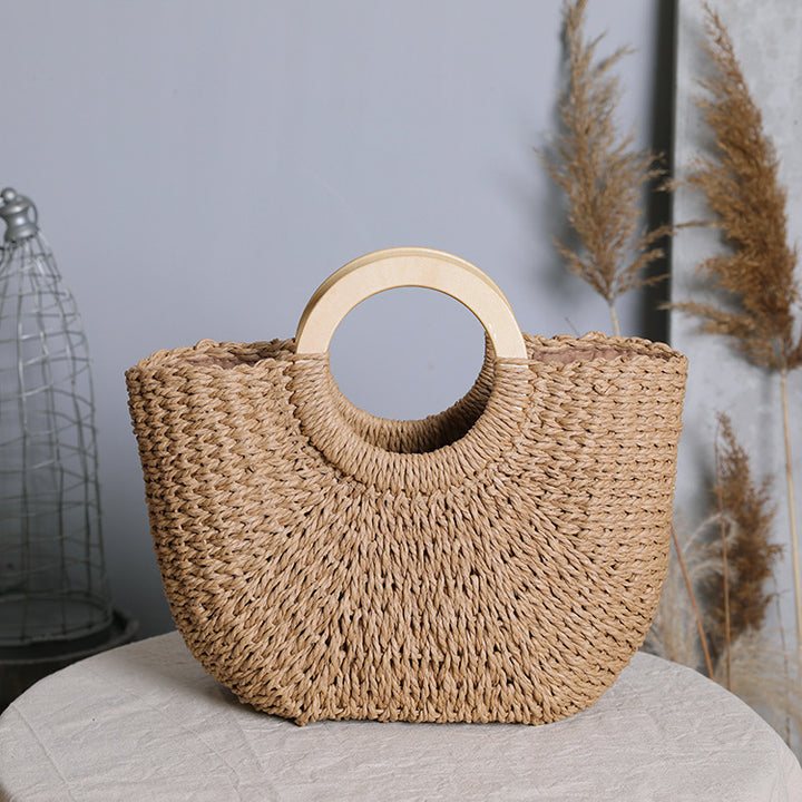 Handcrafted tote bag made from natural raffia Stornfield