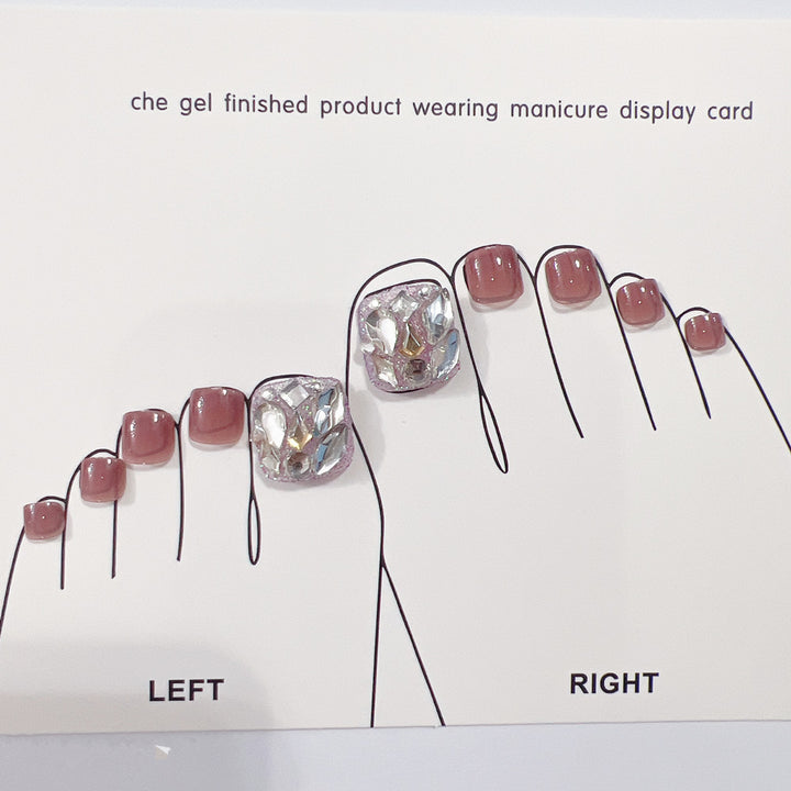 Artful toenails with glitter accents Stornfield