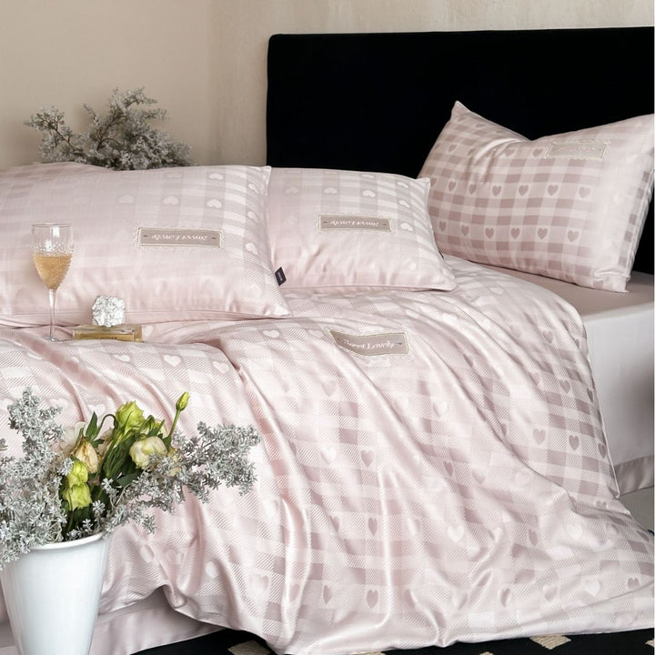 Premium cotton satin bedding set with jacquard check and heart motif