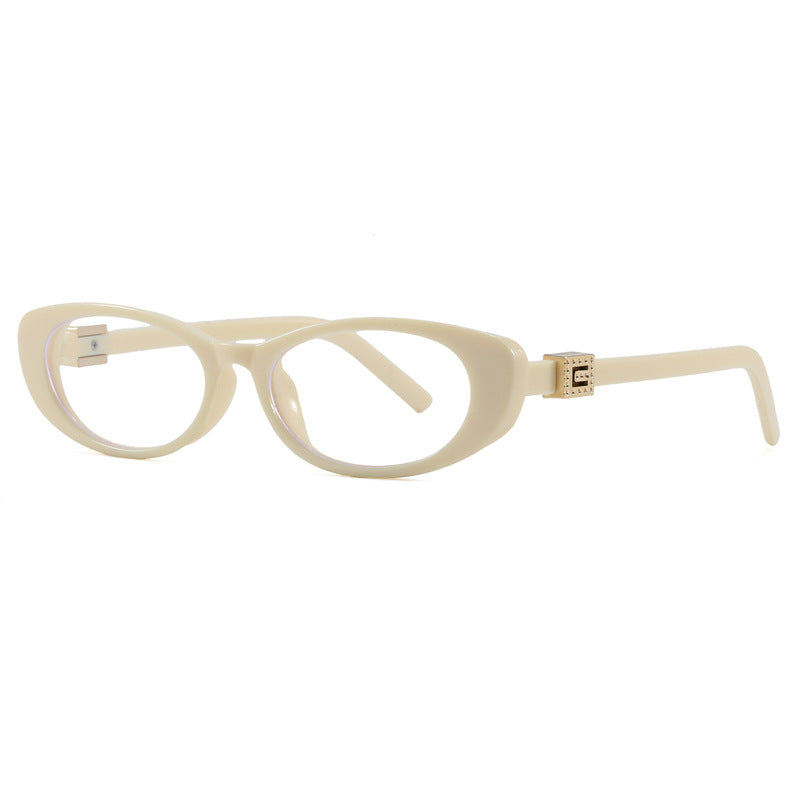 Women Cat-Eye Sunglasses with Stylish Frame and Luxurious Accents Stornfield