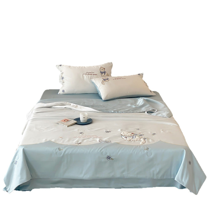 Children's bed linen set with football design made of silky cotton satin