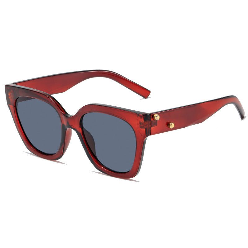 Women extravagantly designed sunglasses Stornfield