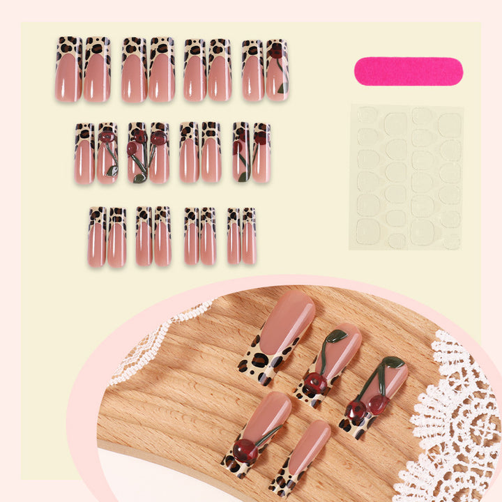 Artistic Press-On Nail Set with Elegant Leopard Design Stornfield
