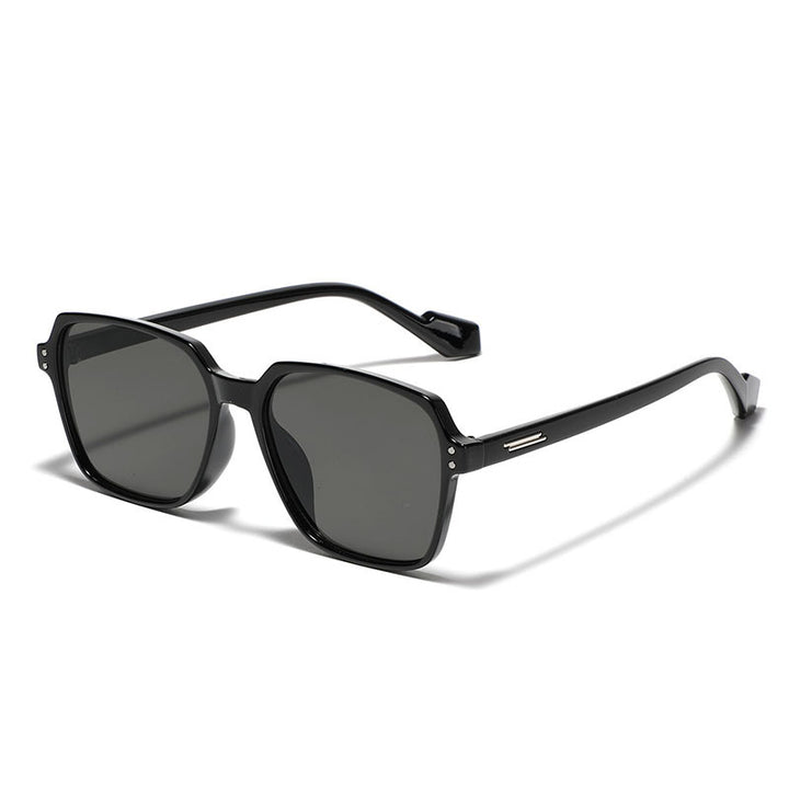 Women's square sunglasses with stylish plastic frame and polarized lenses Stornfield
