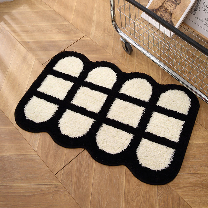 Heart-Shaped Decorative Bath Mat Stornfield
