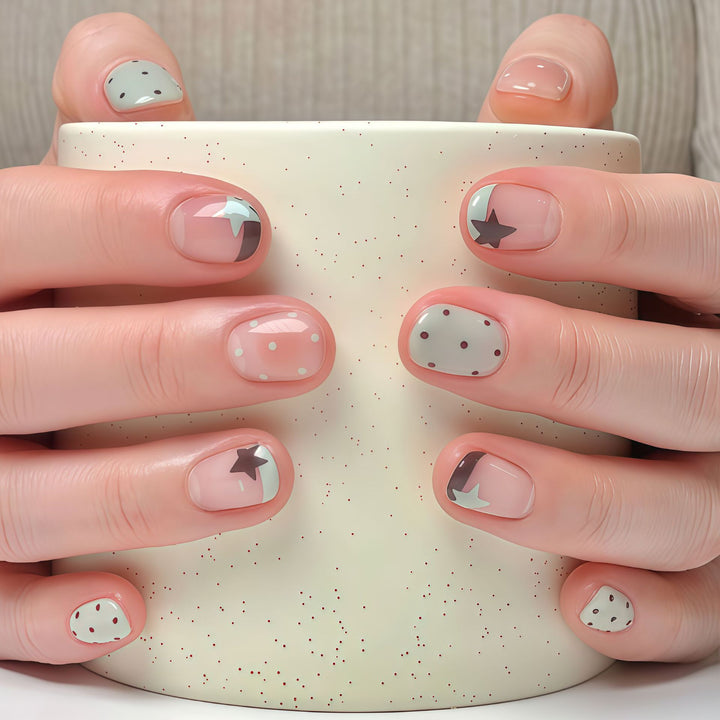 Artistic Press-On Nail Set with Geometric Patterns Stornfield
