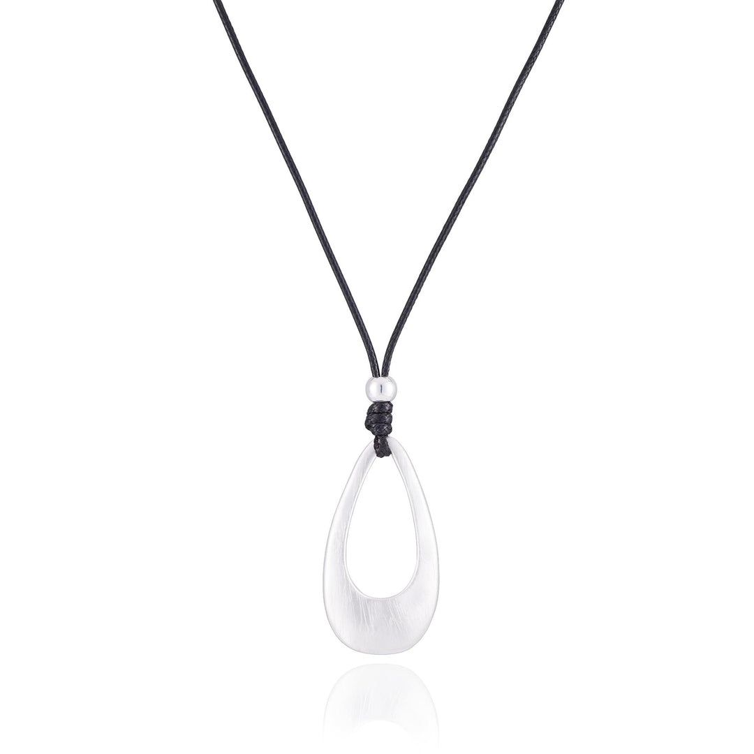 Modern Minimalist Pendant Necklace Stornfield