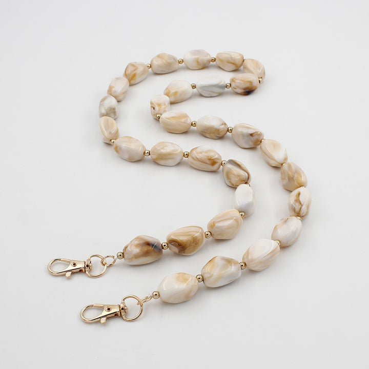 Elegant Beaded Eyewear Chain Stornfield