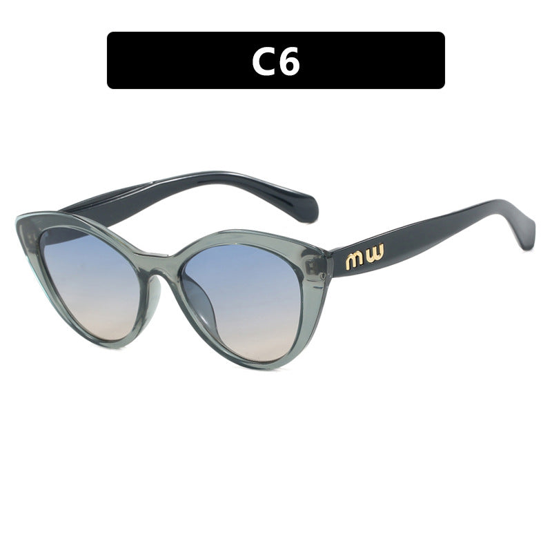 Women elegant Cat-Eye sunglasses with luxurious high-quality frame Stornfield