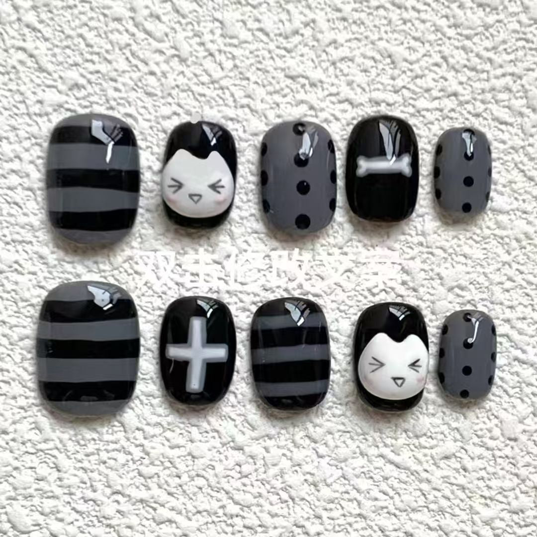 Artistic Heart Pattern Nail Art Extensions Stornfield