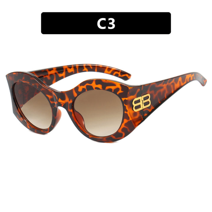 Ladies stylish Cat-Eye sunglasses with high-gloss design and protective lenses Stornfield