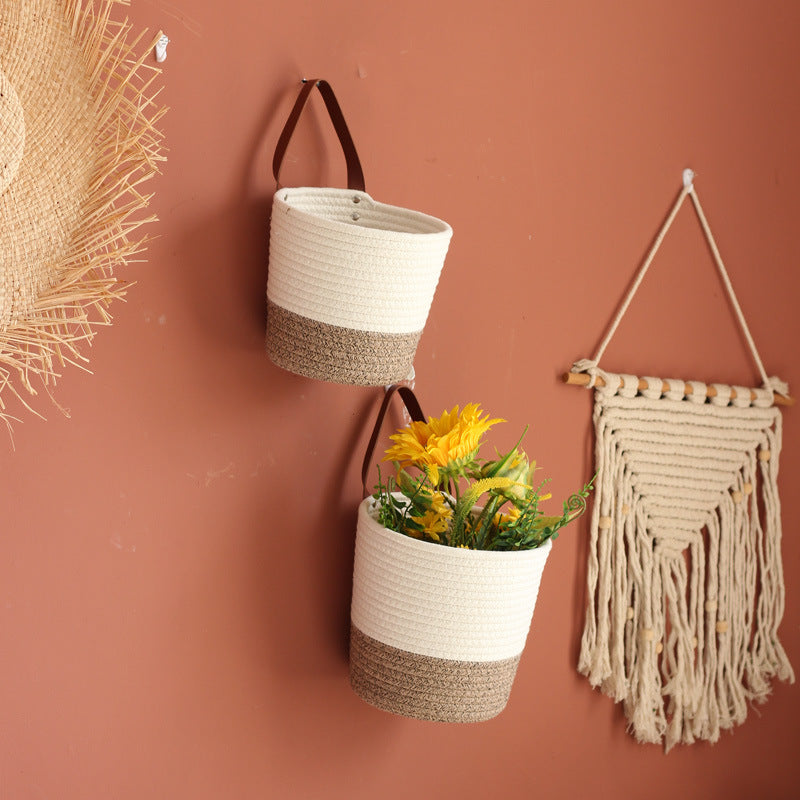 Decorative basket with leather handle Stornfield