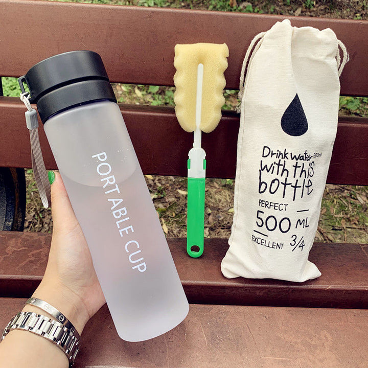 Women's portable water bottle with practical cleaning system Stornfield