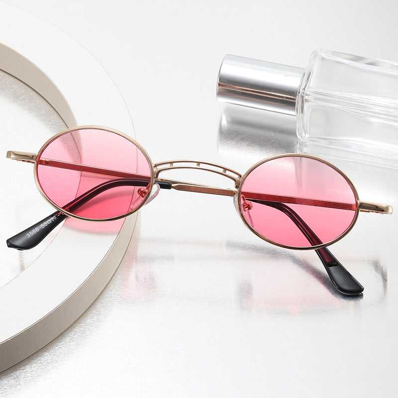 Women round fashionable sunglasses Stornfield
