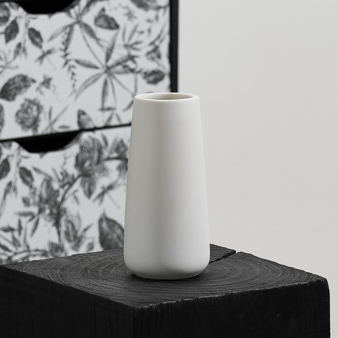 Decorative ceramic carafe Stornfield