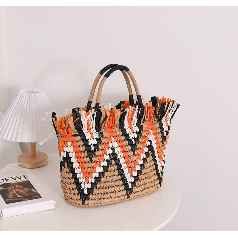 Stylish straw bag with eye-catching pattern Stornfield