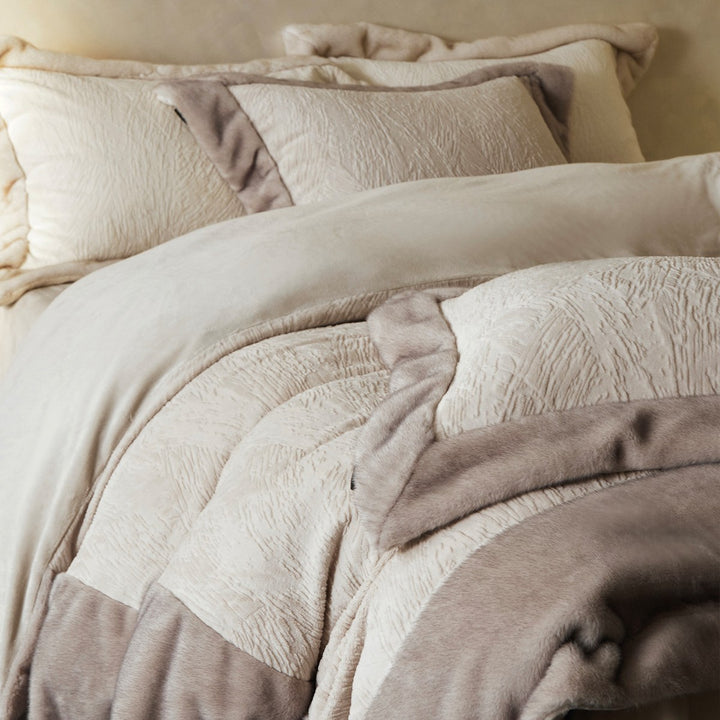 Ultra-Soft Velvet-Feel Reversible Duvet Cover & Sham Set with Faux-Fur Piped Edge