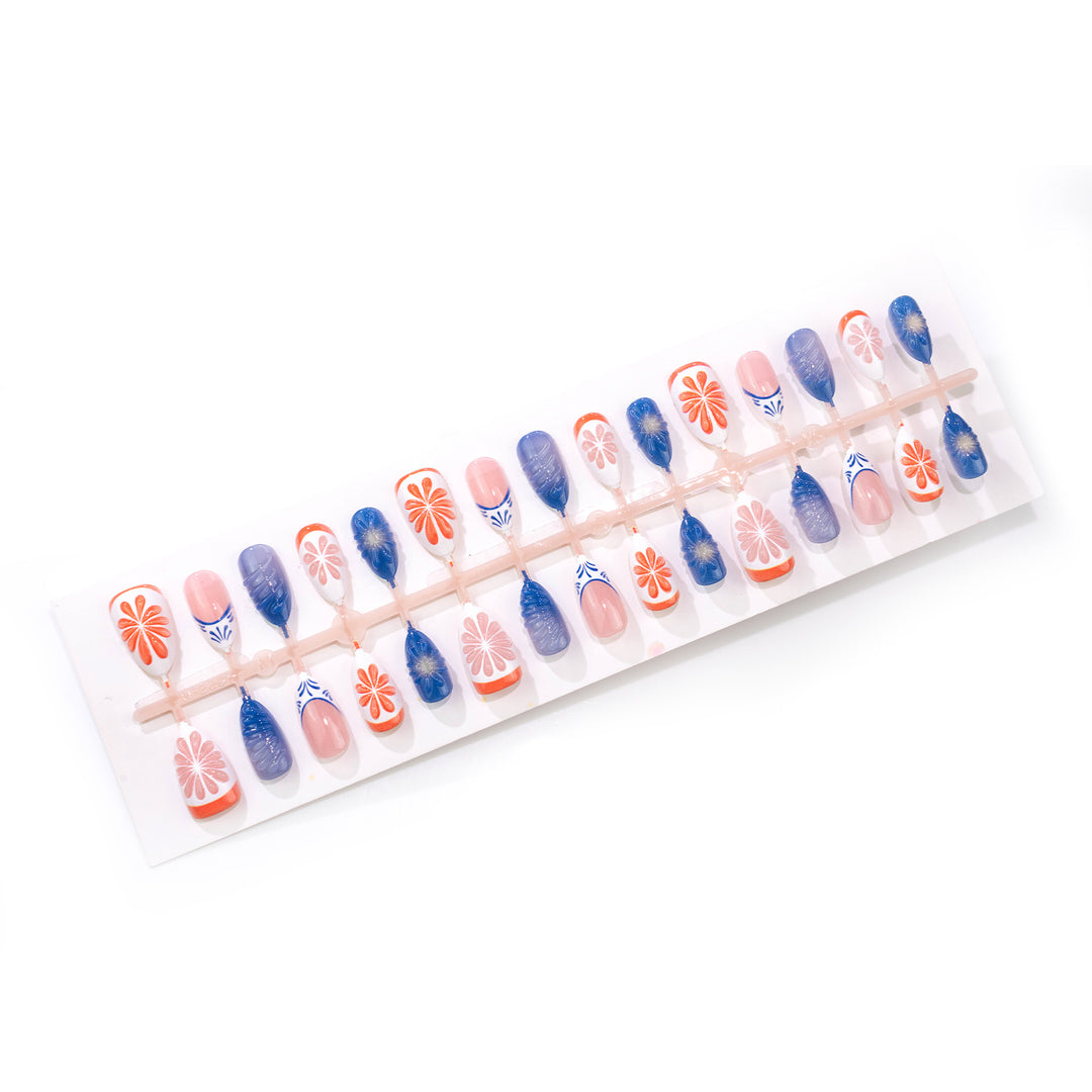 Creative Floral Press-On Nail Set