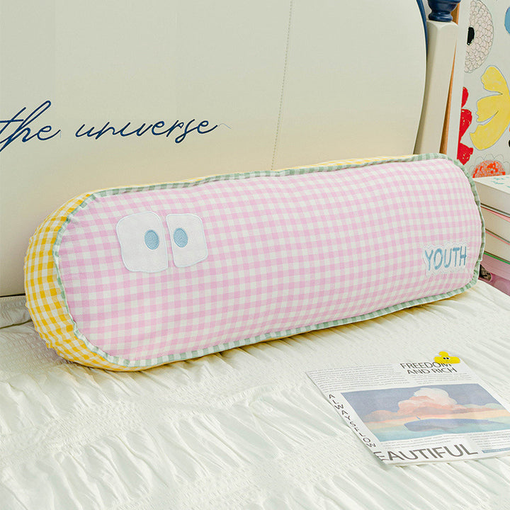 Cushion roll with playful design Stornfield